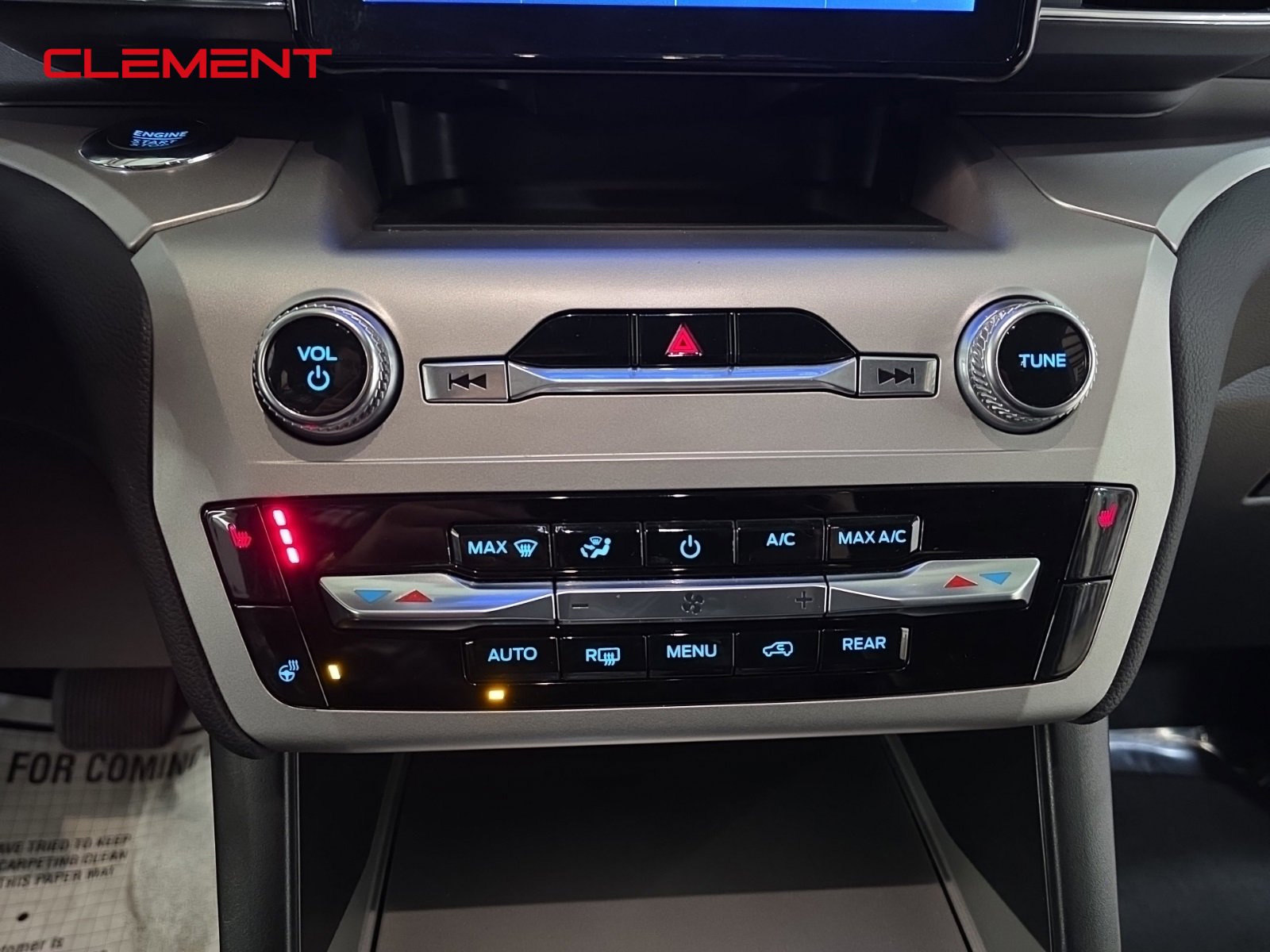 Certified 2022 Ford Explorer XLT w/ Equipment Group 202A image 20