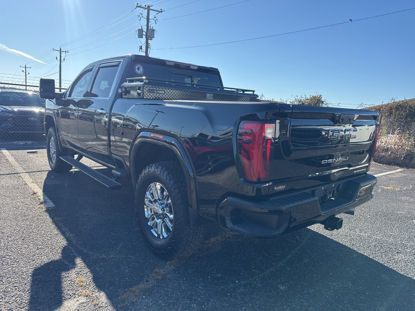 Used 2024 GMC Sierra 2500 Denali Ultimate w/ Max Trailering Package image 3