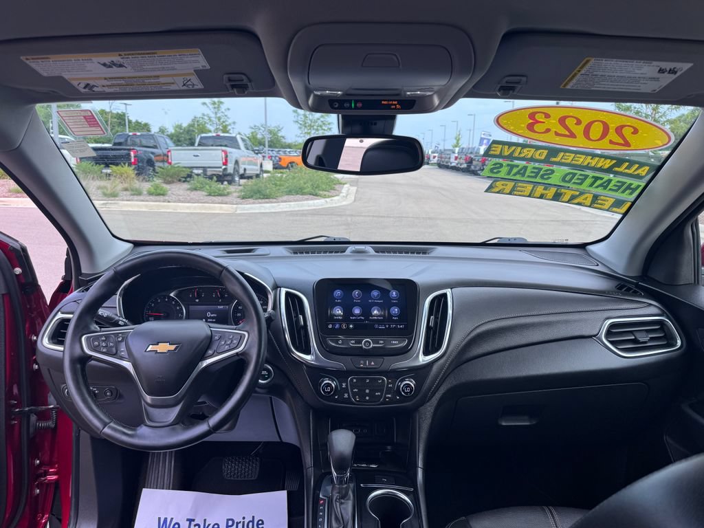 Used 2023 Chevrolet Equinox Premier AWD/4WD image 25