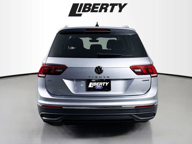 Used 2022 Volkswagen Tiguan SE image 4