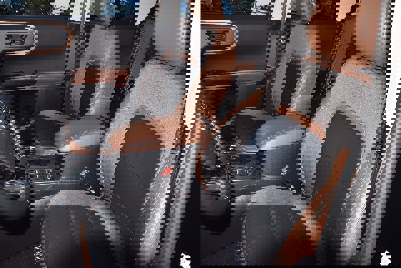 Certified 2023 Ford Bronco Sport Outer Banks w/ Tech Package image 32