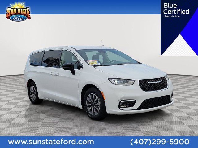 Used 2024 Chrysler Pacifica Limited