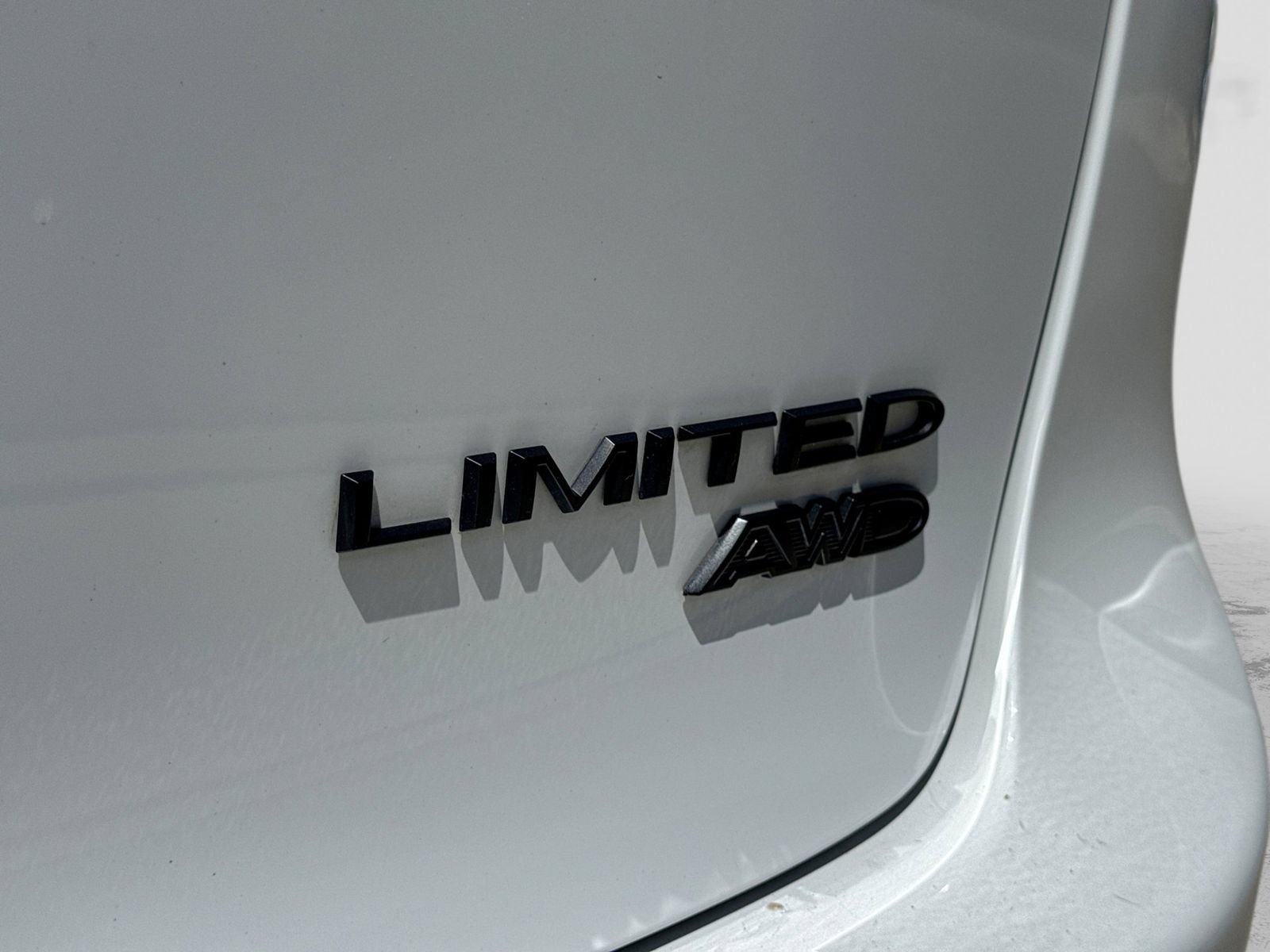 Used 2026 Chrysler Pacifica Limited w/ S Appearance Package AWD/4WD image 44