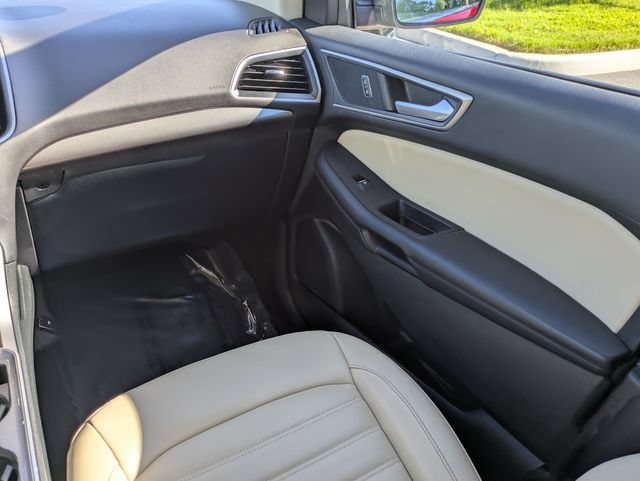 Certified 2024 Ford Edge SEL w/ Convenience Package AWD/4WD image 17