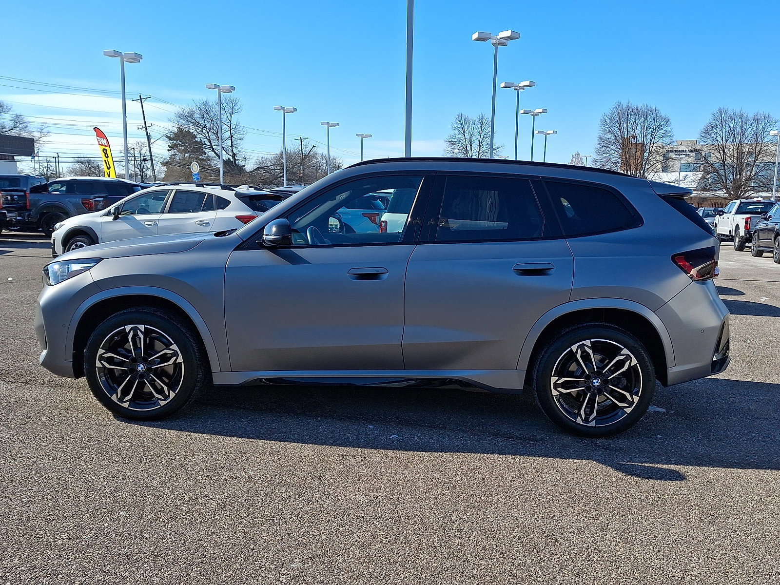 Used 2023 BMW X1 xDrive28i w/ Premium Package image 3