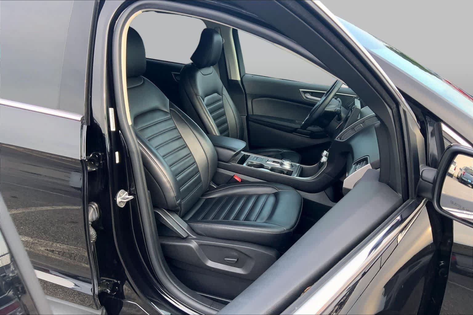 Certified 2024 Ford Edge SEL AWD/4WD image 9
