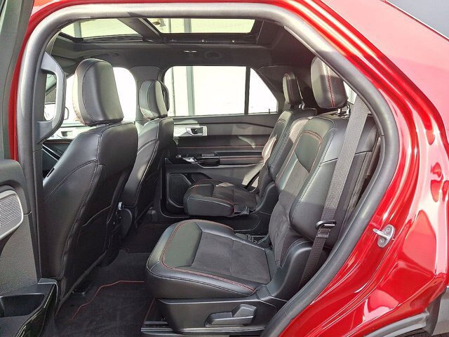 Certified 2023 Ford Explorer ST-Line w/ Class IV Trailer Tow Package AWD/4WD image 20