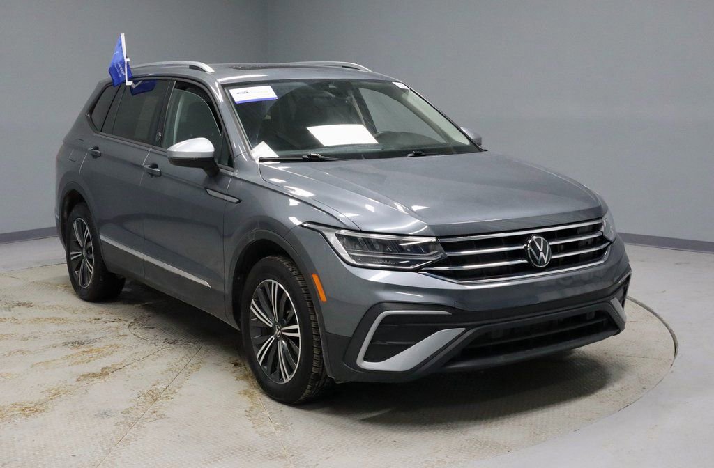 Used 2024 Volkswagen Tiguan Wolfsburg Edition image 7