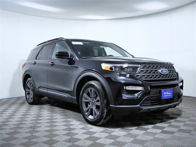 Certified 2023 Ford Explorer XLT w/ Equipment Group 202A image 1