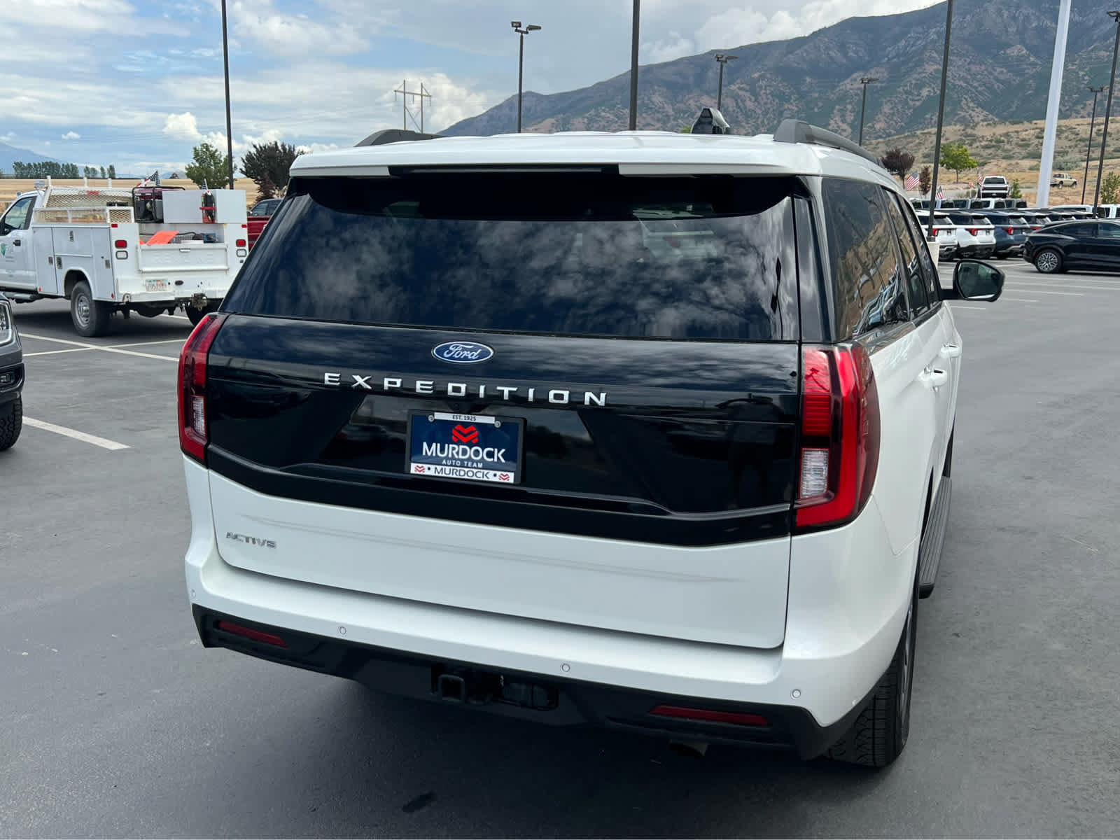 Certified 2025 Ford Expedition Active AWD/4WD image 8