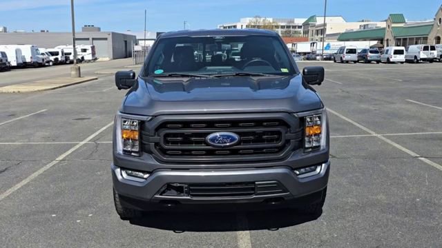 Certified 2022 Ford F150 XLT w/ Equipment Group 302A High image 4