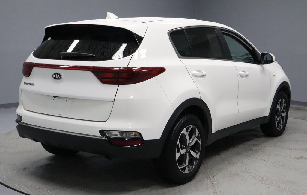 Used 2020 Kia Sportage LX image 10
