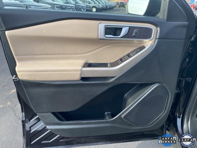 Certified 2022 Ford Explorer XLT w/ Equipment Group 202A image 18