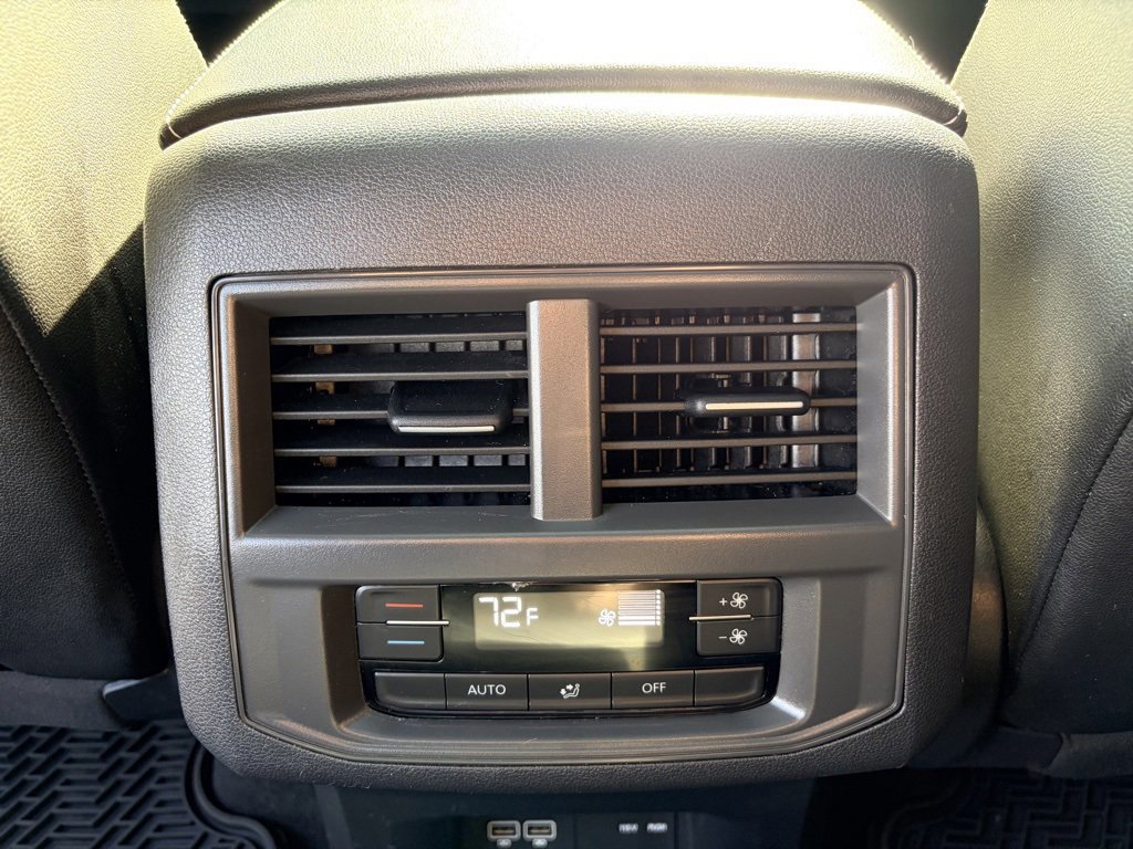 Used 2021 Volkswagen Atlas SE w/ Panoramic Sunroof Package image 28