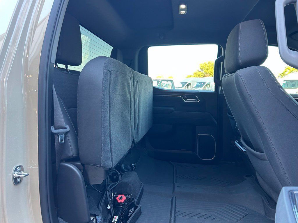 Used 2023 Chevrolet Silverado 1500 LT Trail Boss w/ LPO, Dark Essentials Package AWD/4WD image 28