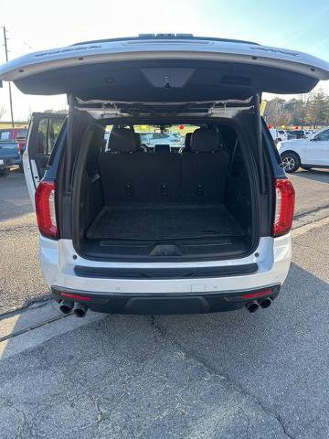 Used 2022 GMC Yukon XL AT4 image 23
