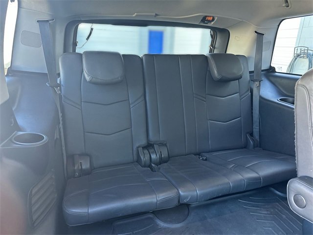 Used 2019 Cadillac Escalade Premium Luxury image 25