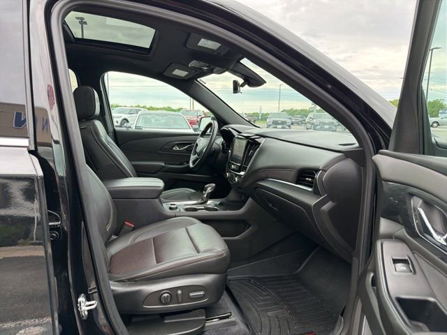 Used 2023 Chevrolet Traverse High Country image 24