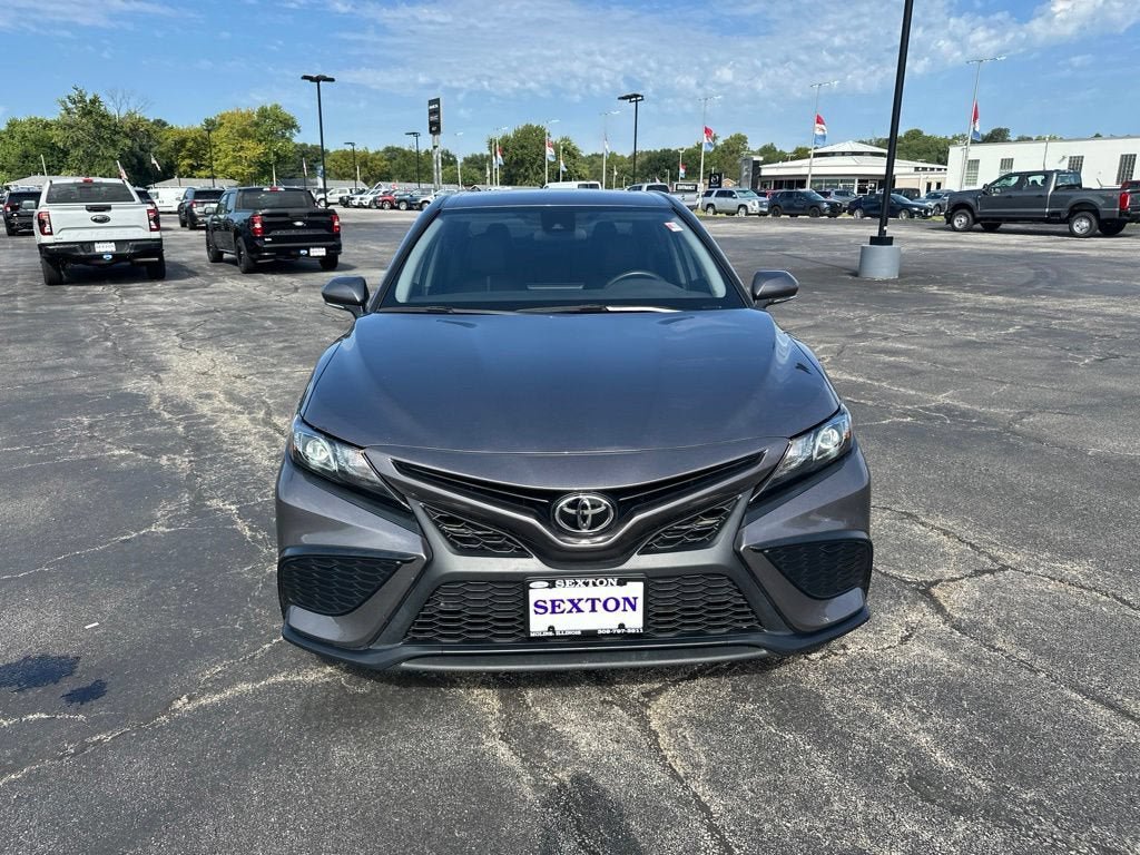 Used 2024 Toyota Camry SE w/ Blackout Package (TMS) FWD image 2