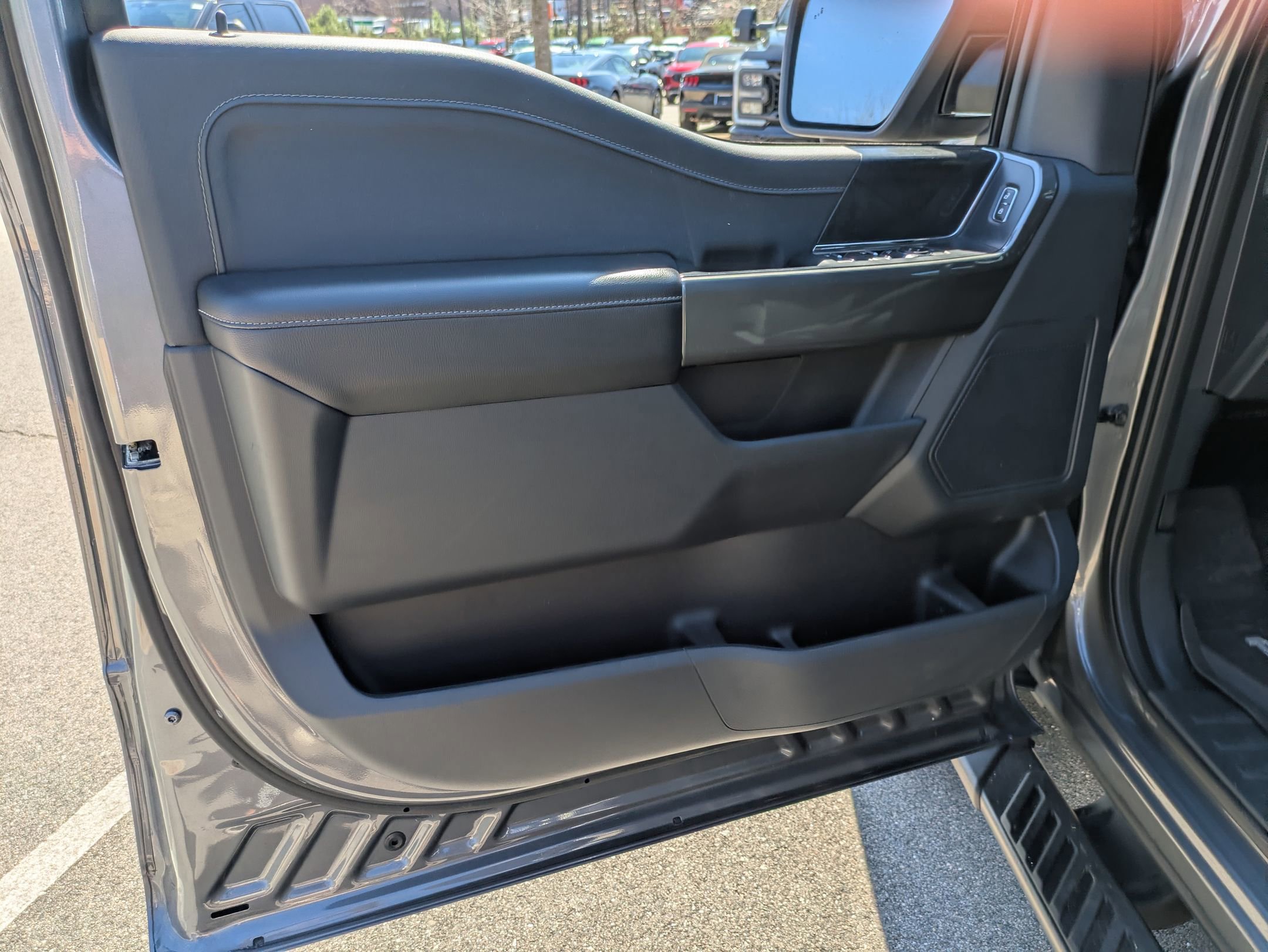 Certified 2023 Ford F150 XLT w/ Equipment Group 302A High image 11