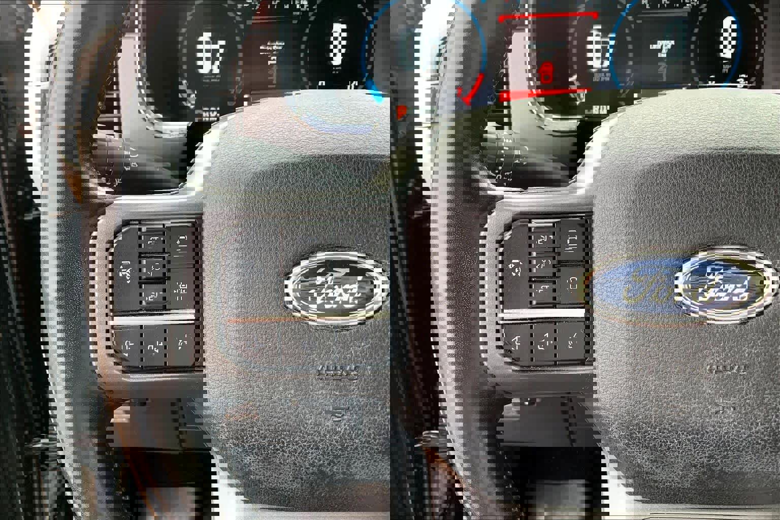 Certified 2021 Ford F150 Lariat w/ Equipment Group 502A High image 23