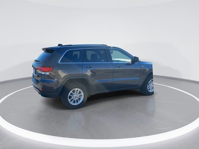 Used 2020 Jeep Grand Cherokee Laredo image 5