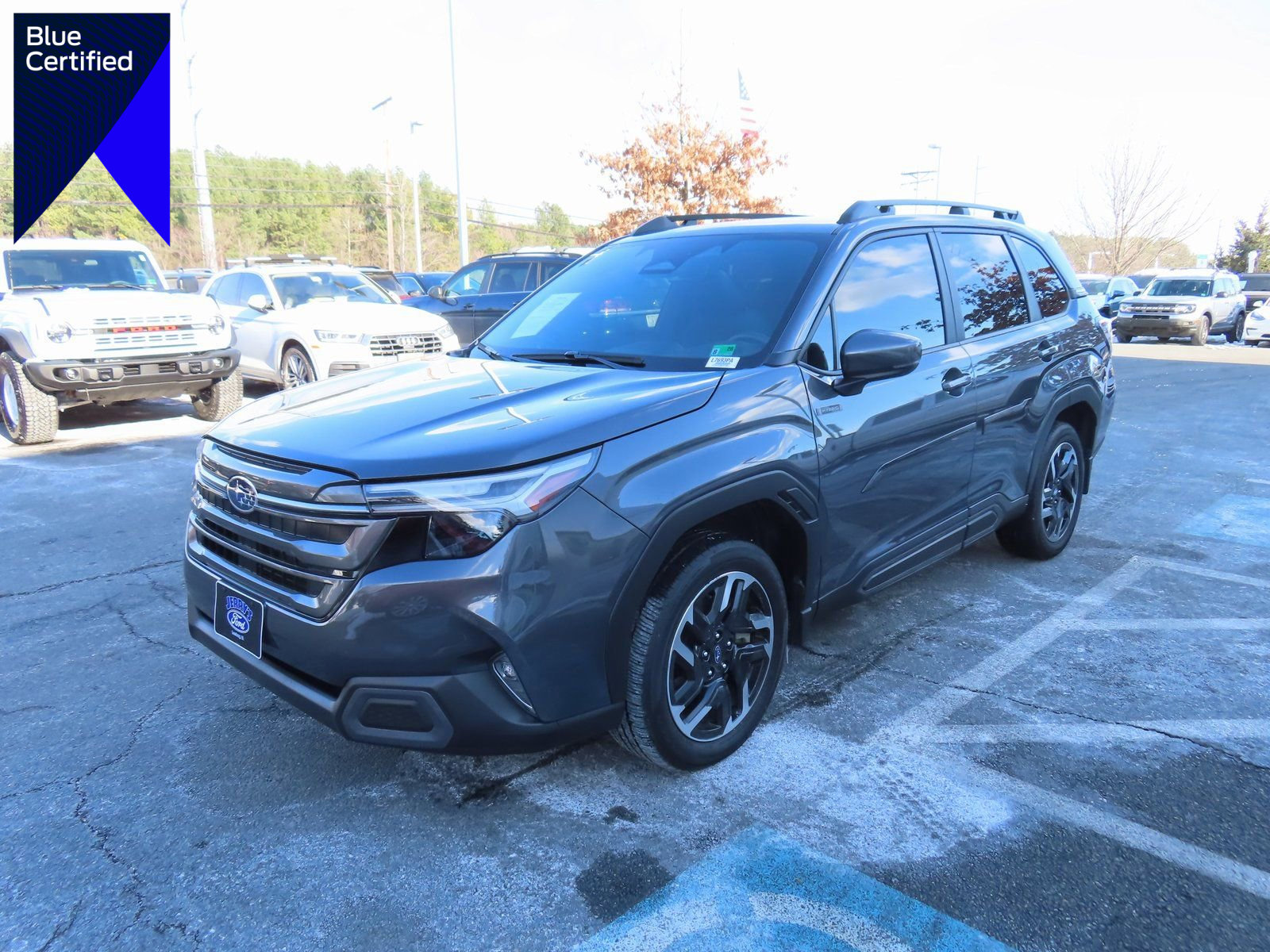 Used 2025 Subaru Forester Limited w/ Popular Package image 1