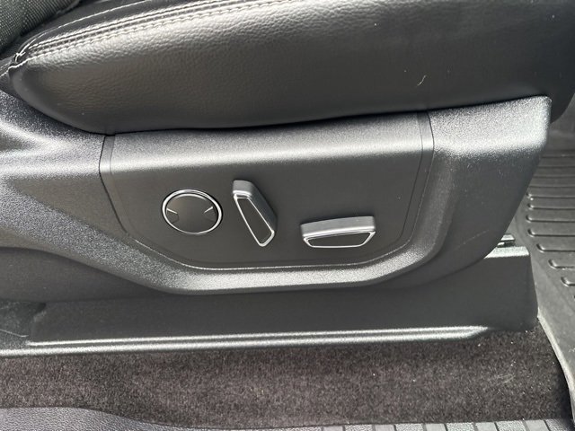 Certified 2018 Ford F150 Lariat image 44