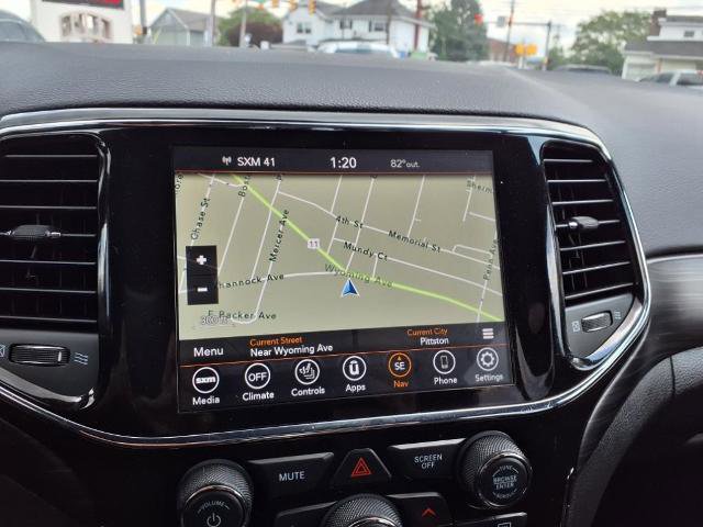 Used 2022 Jeep Grand Cherokee Laredo X image 22