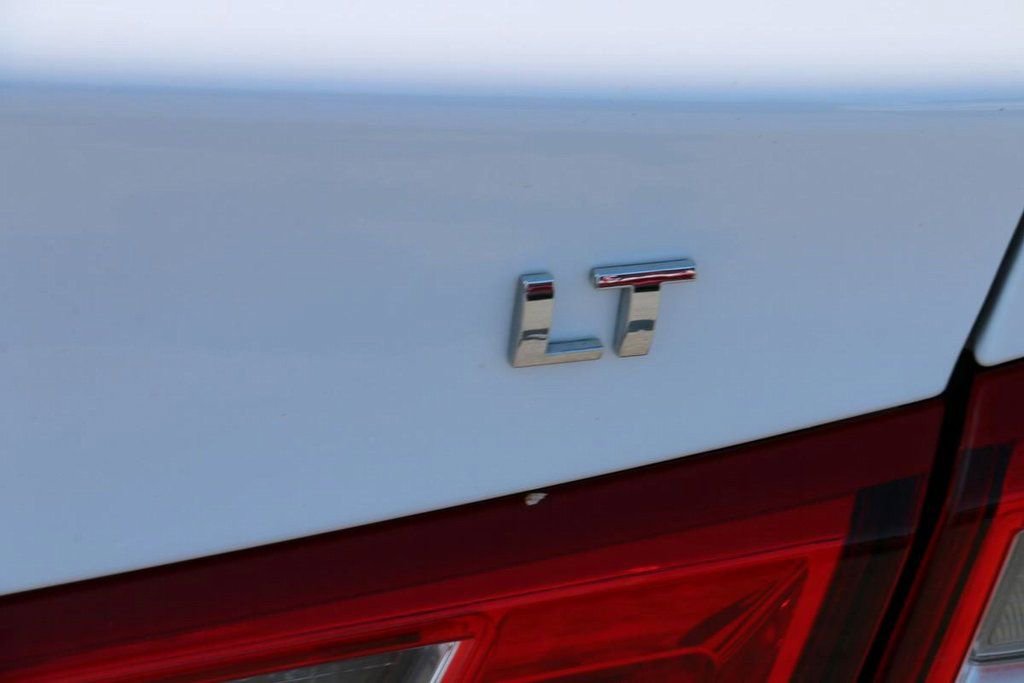 Used 2025 Chevrolet Malibu LT image 10