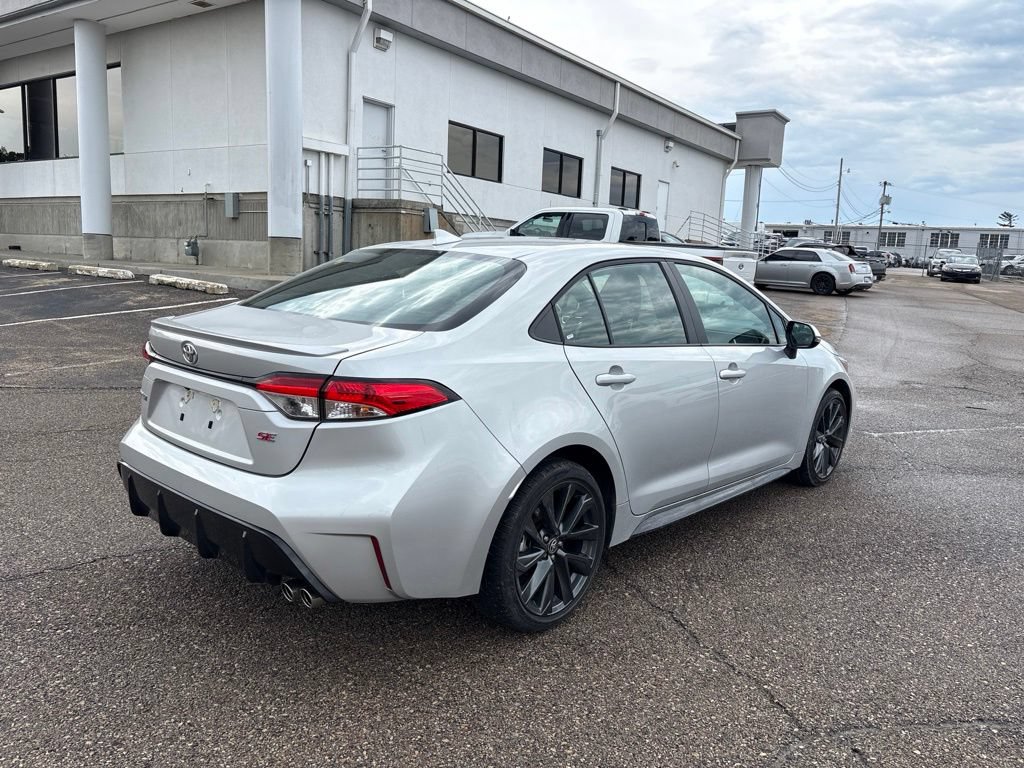 Used 2025 Toyota Corolla SE FWD image 7
