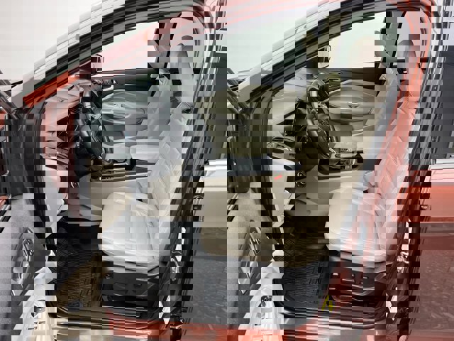 Certified 2018 Ford Escape Titanium w/ Ford Safe & Smart Package image 8