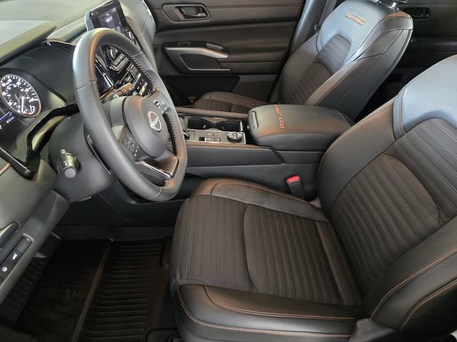 Used 2025 Nissan Pathfinder Rock Creek AWD/4WD image 16