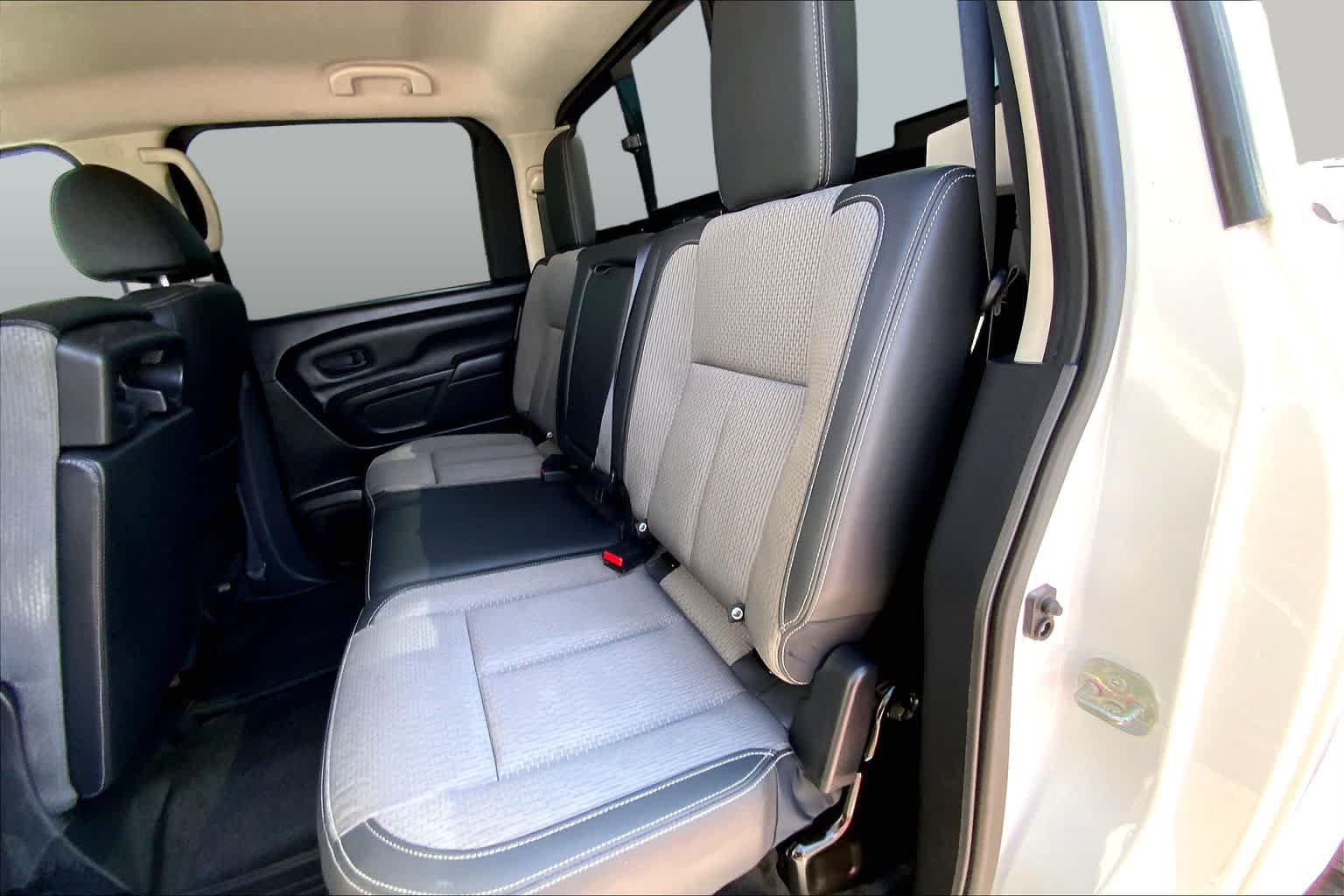 Used 2021 Nissan Titan S w/ S Utility Package AWD/4WD image 18