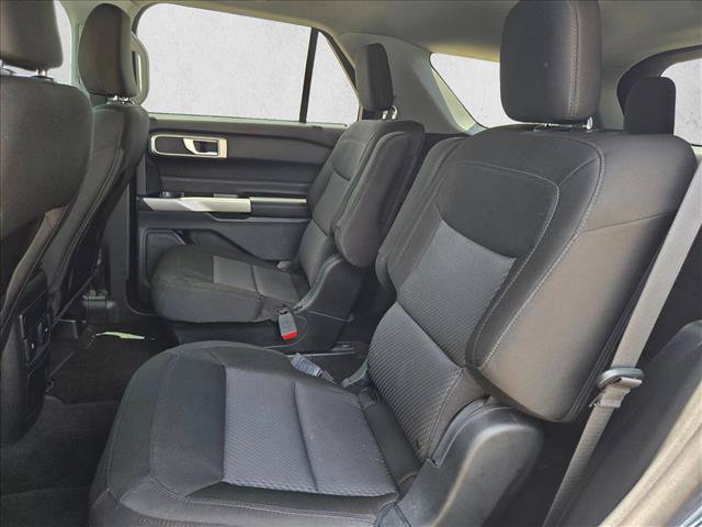 Certified 2023 Ford Explorer XLT RWD image 18