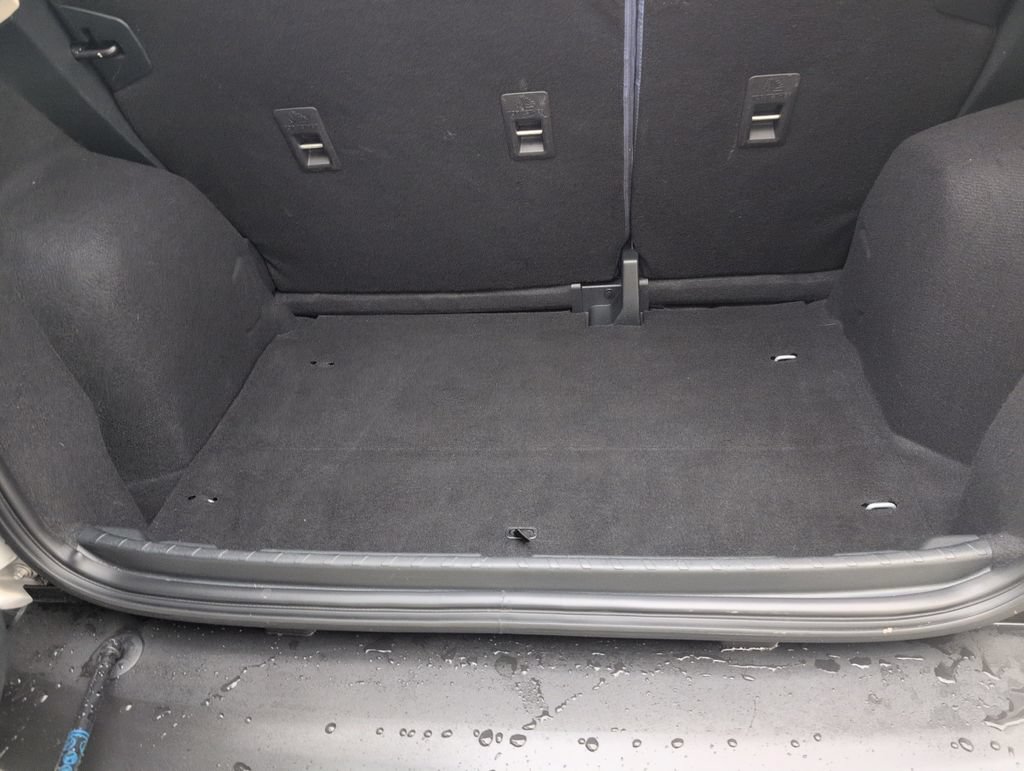 Certified 2021 Ford EcoSport S FWD image 30