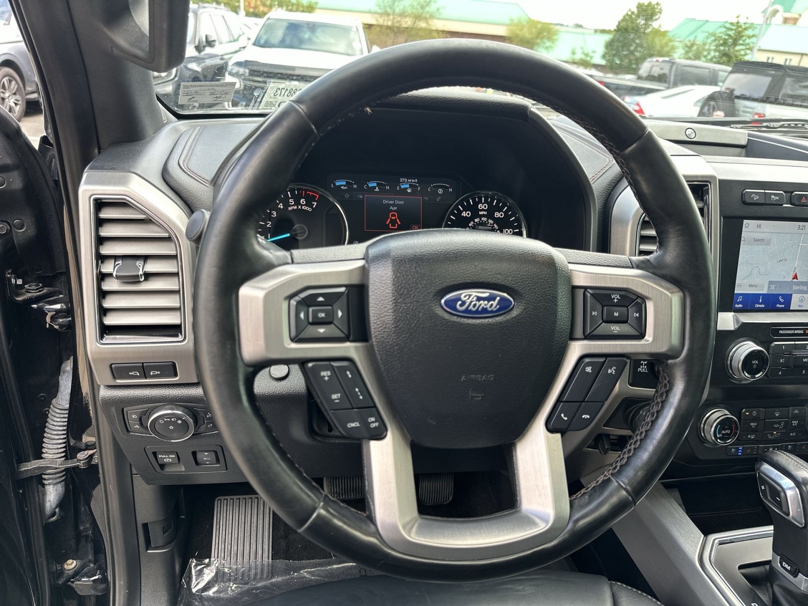 Certified 2019 Ford F150 Platinum w/ Equipment Group 701A Luxury AWD/4WD image 17