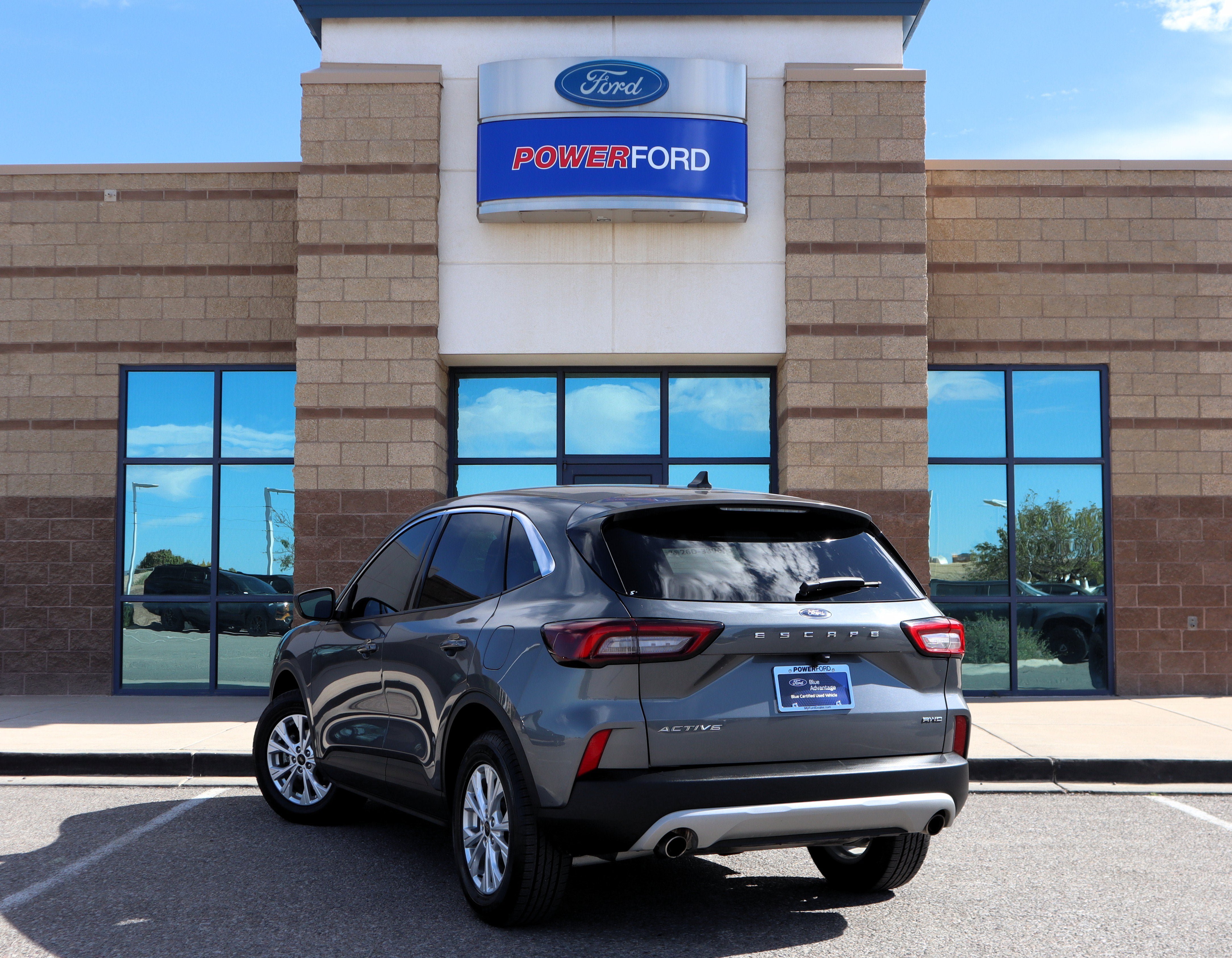 Certified 2024 Ford Escape Active AWD/4WD image 8