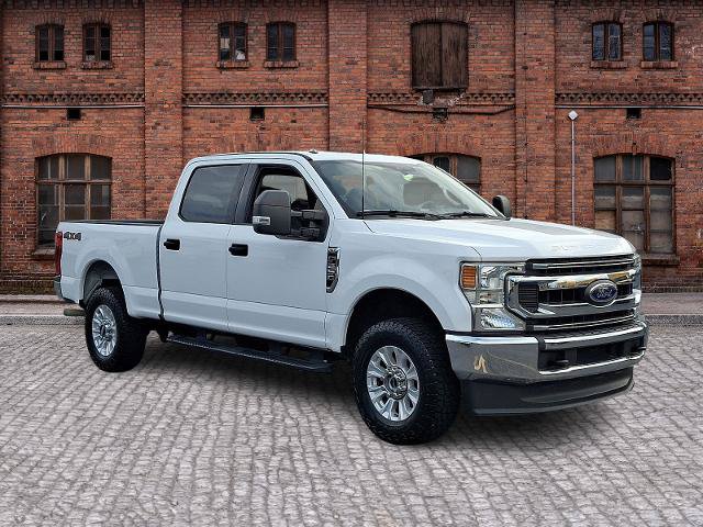 Certified 2022 Ford F250 XLT AWD/4WD image 3