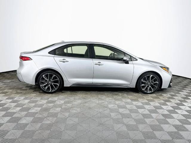 Used 2022 Toyota Corolla SE w/ SE Premium Package FWD image 8