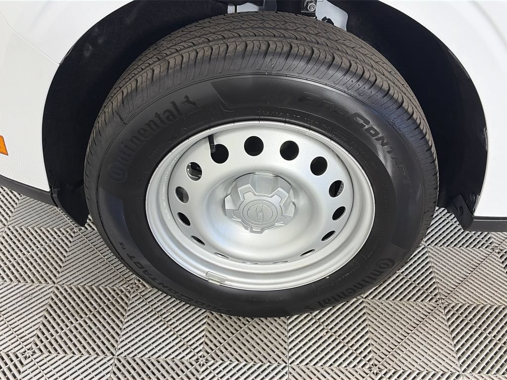 Certified 2025 Ford Maverick XL FWD image 8