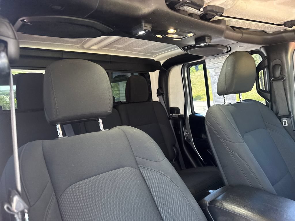 Used 2020 Jeep Gladiator Sport AWD/4WD image 30
