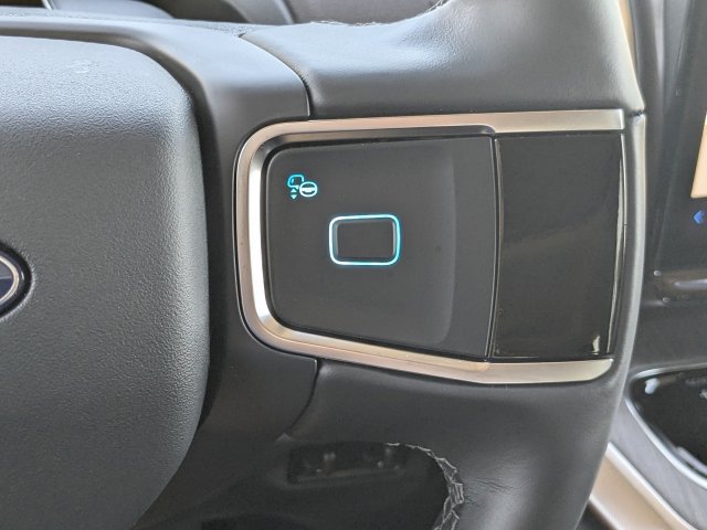 Certified 2026 Ford Expedition Max Platinum w/ Platinum Ultimate Package AWD/4WD image 31