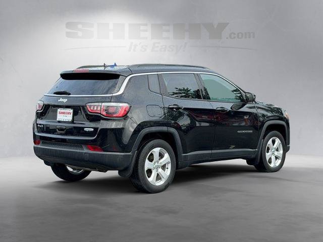 Used 2017 Jeep Compass Latitude AWD/4WD image 13