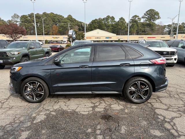 Certified 2022 Ford Edge ST w/ Equipment Group 401A image 8