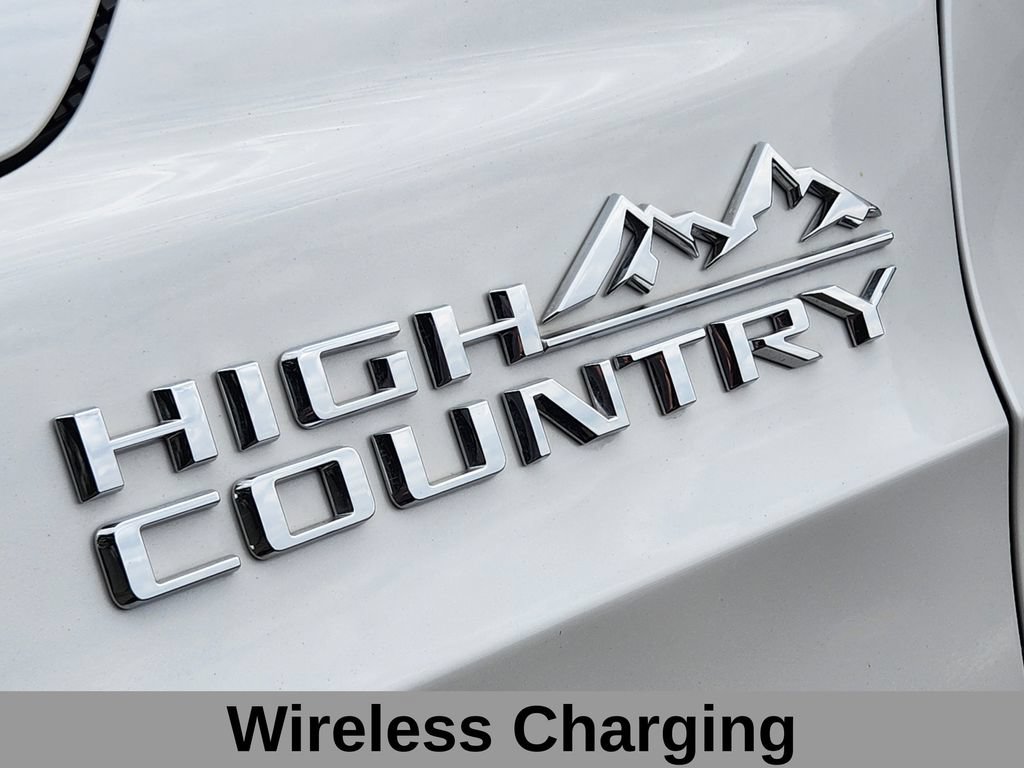 Used 2022 Chevrolet Tahoe High Country AWD/4WD image 31