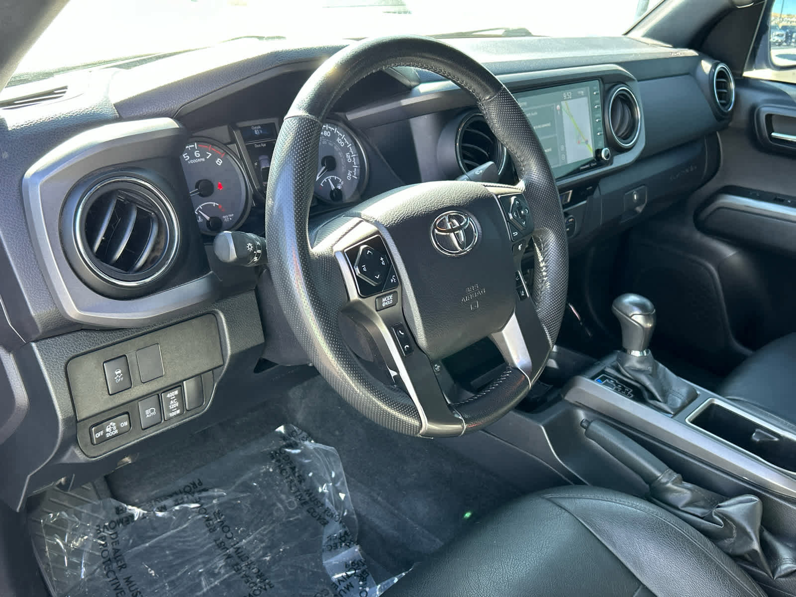 Used 2021 Toyota Tacoma TRD Off-Road image 31