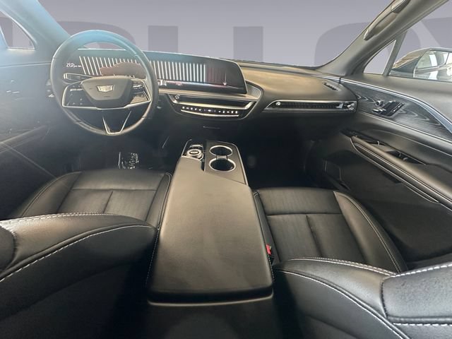 Used 2024 Cadillac Lyriq Luxury AWD/4WD image 12