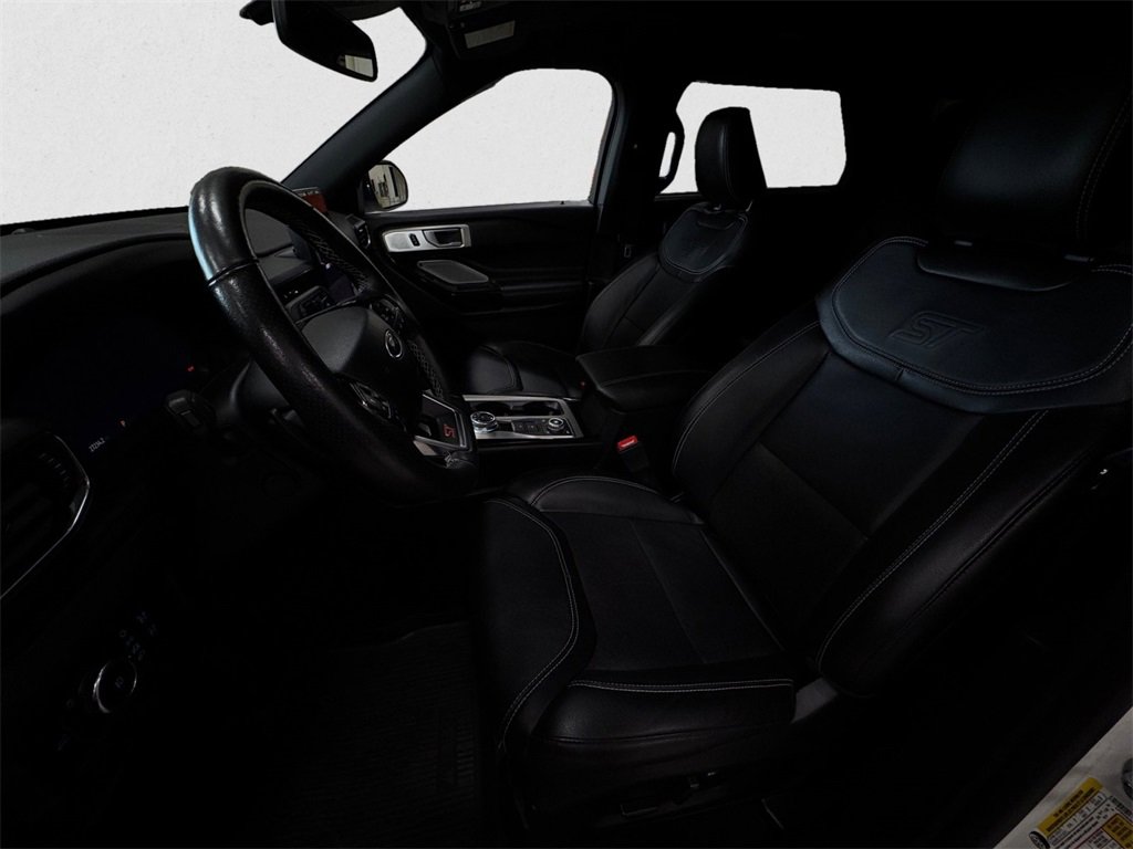 Certified 2024 Ford Explorer ST w/ Technology Package image 9