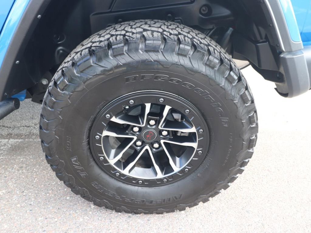 Used 2024 Jeep Wrangler Unlimited Rubicon image 17